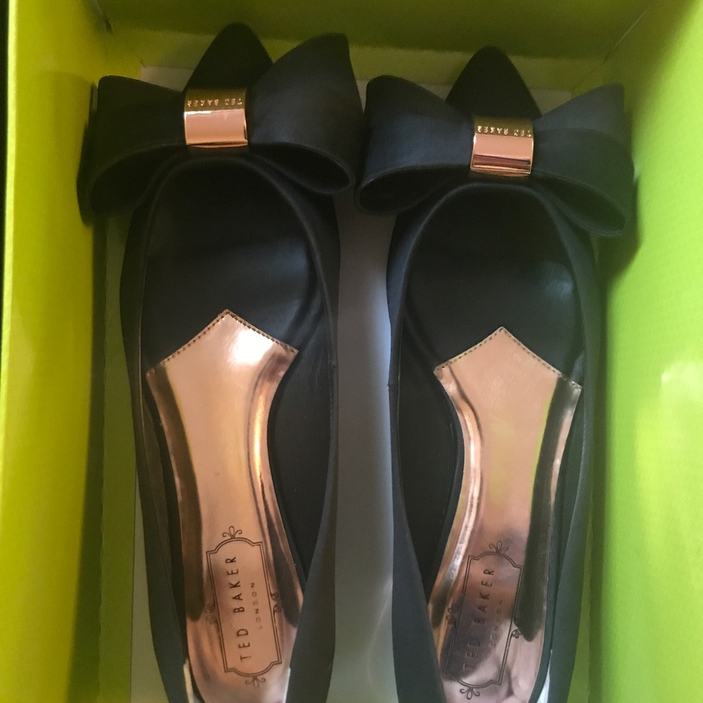 *SOLD* Ted Baker Ilebdi Ballet Flats NEW with box